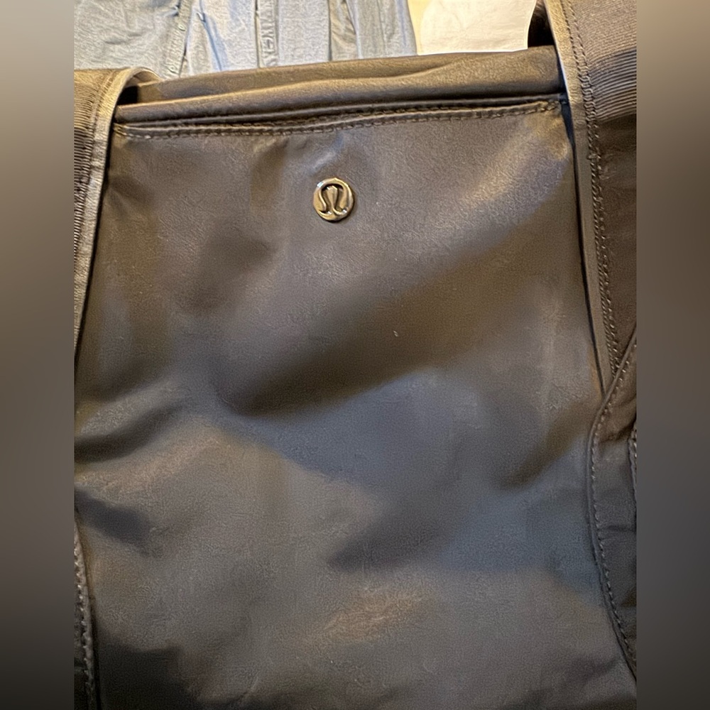 lululemon athletica Black Tote Bag - Picture 13 of 13